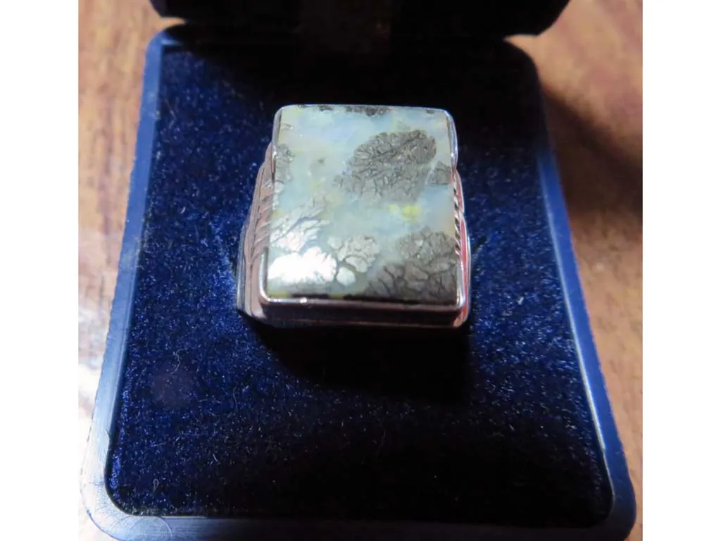 AGATES A Nice Botswana Agate A slide Show - slide 39 of 44