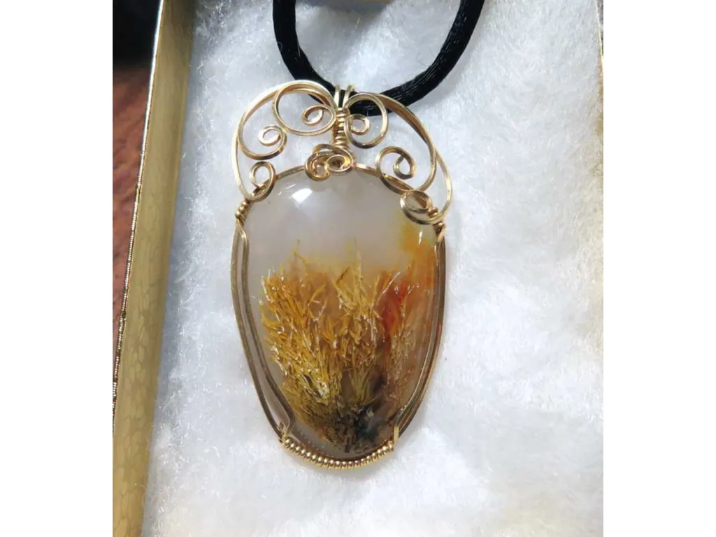 AGATES A Nice Botswana Agate A slide Show - slide 42 of 44