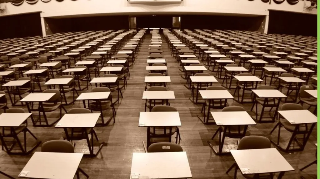 Changes to GCSEs over the last few years Structure