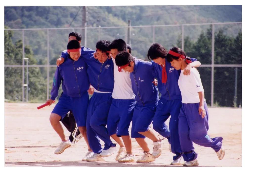 日本 の せいふく nihon no seifuku Japanese school - slide 25 of 26